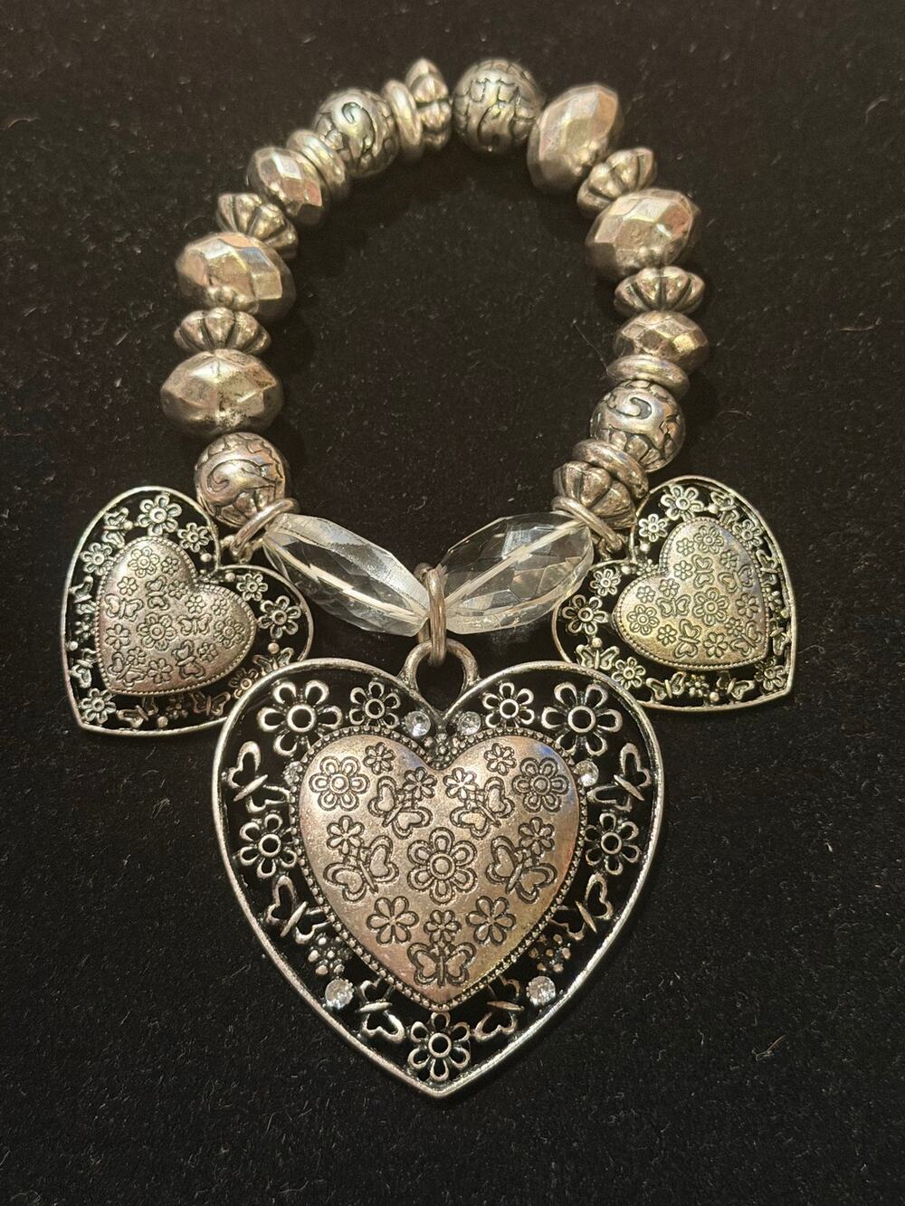 Chunky Silver Tone Charm Bracelet 3 Heart Flower Filigree Rhinestone Stretch